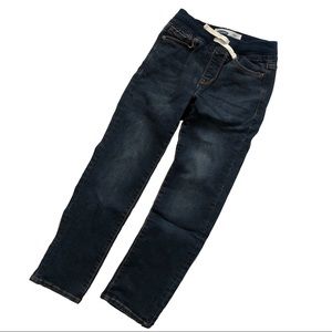 NWOT Old Navy Karate Slim Size 8